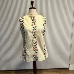 MARY MASON ORIGINAL Women's Vintage Floral Embroidery Sleeveless Top In Cream